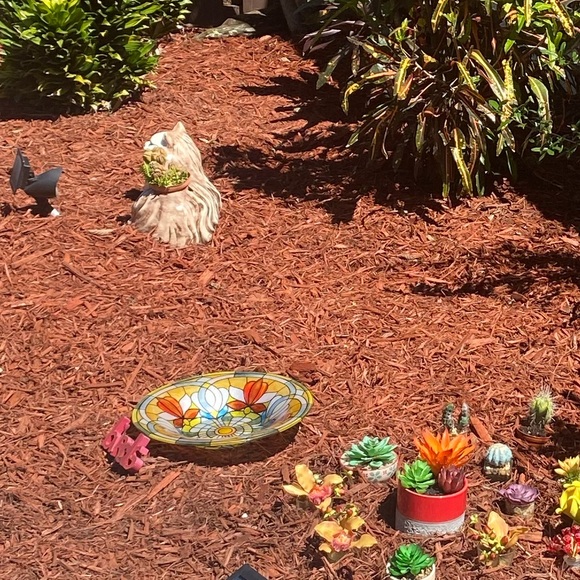 Bird Bath Display Dish Stained Glass Pattern Tiffany Inspired Multi-Color - Picture 3 of 11